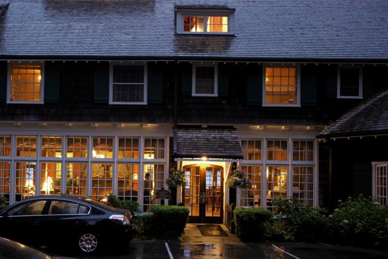 Lake Quinault Lodge Exterior photo