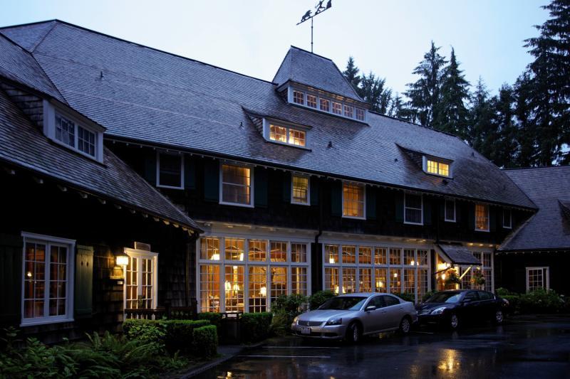Lake Quinault Lodge Exterior photo